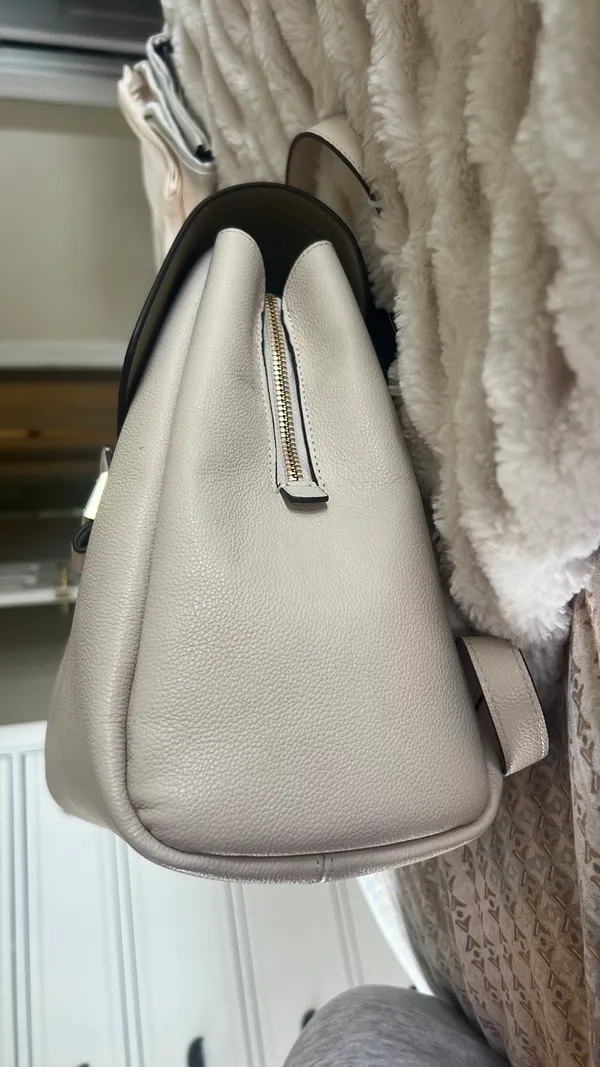 Luxury Kate Spade Bag - Image 10
