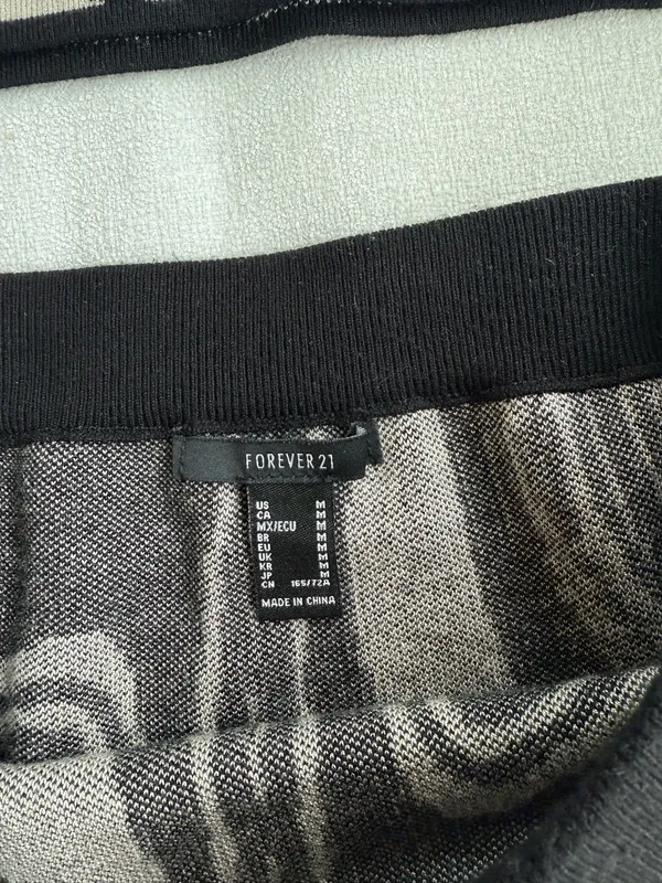Forever 21 Matching Set - Image 4