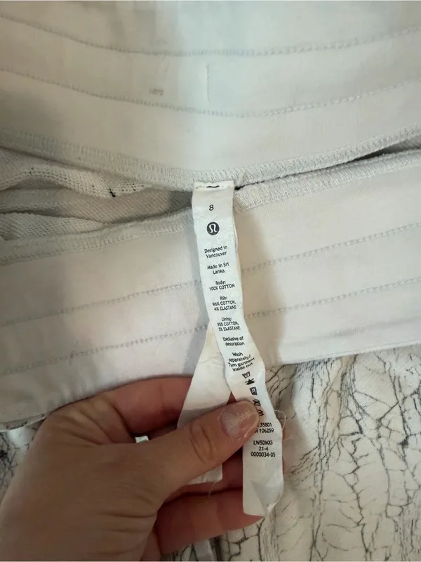 lululemon athletica White and Black Marble-Print Sweatpants - Image 4