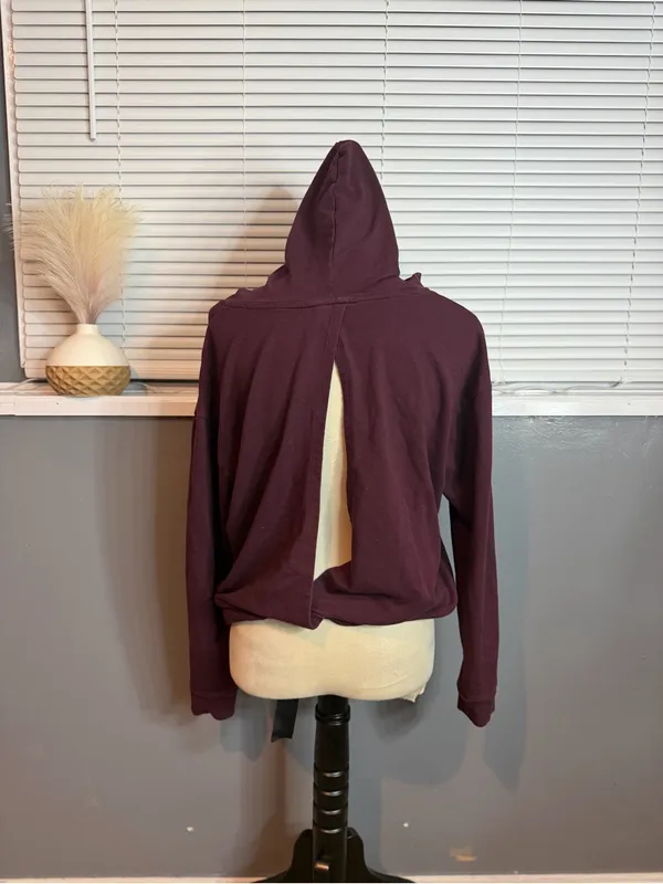 New York & Company Deep Plum Open-Back Hooded Long Sleeve Top - Image 6
