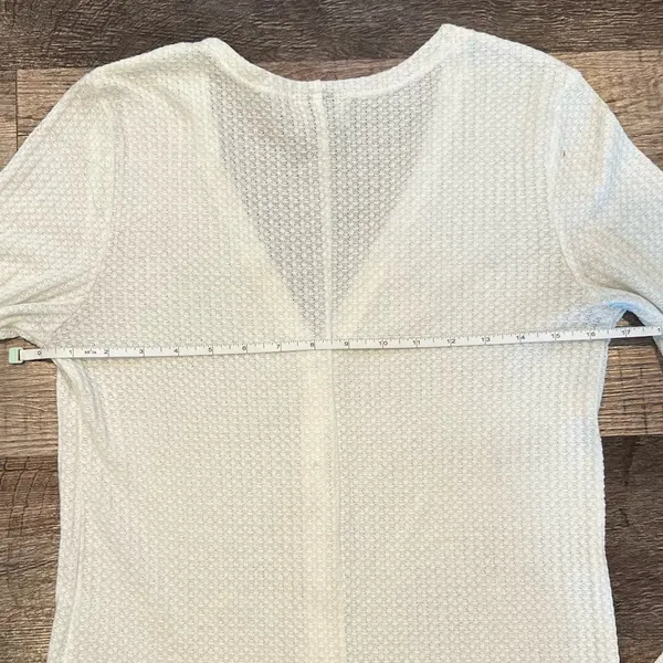 Daytrip Lightweight Longer Length V Neck White Button Down Cardigan Size XS - Image 6