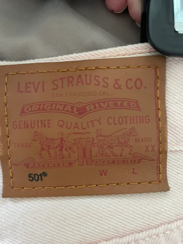 Levi’s Pink Jean Shorts - Image 3