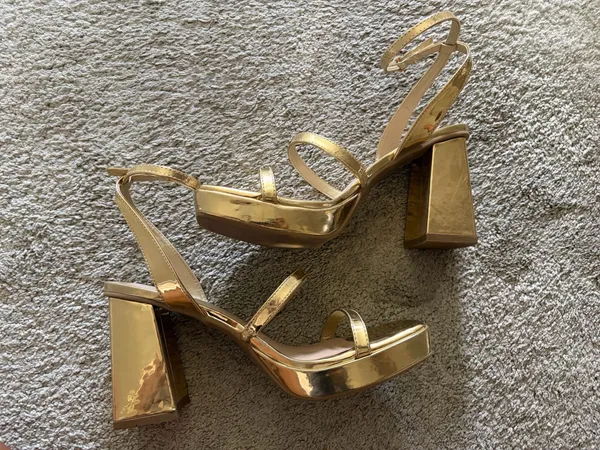 Gold Heels Amazon - Image 4