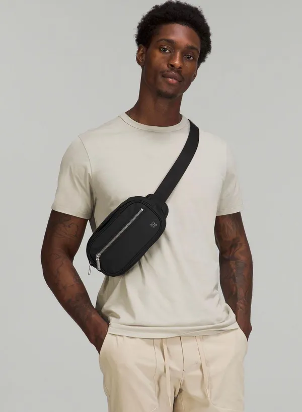 Lululemon Wonderlust belt bag NWT with a new shopping bag color varies - Image 6