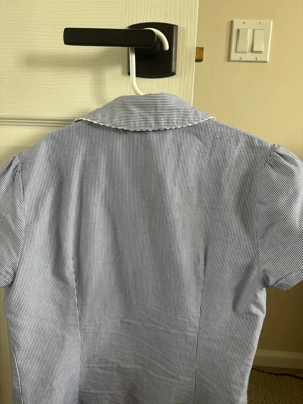 Brandy Melville Button-Up Top - Image 3
