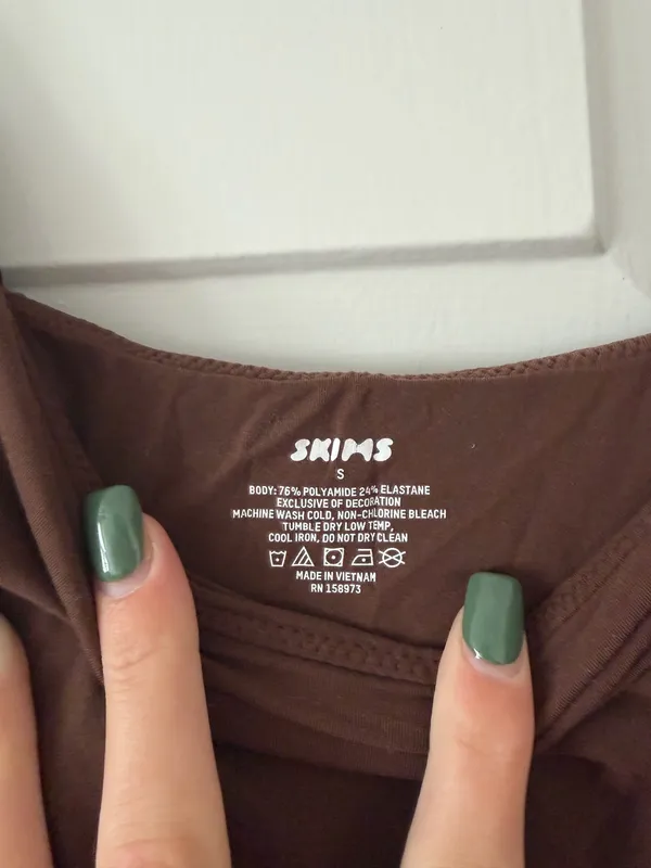 SKIMS Bodysuit - Image 5