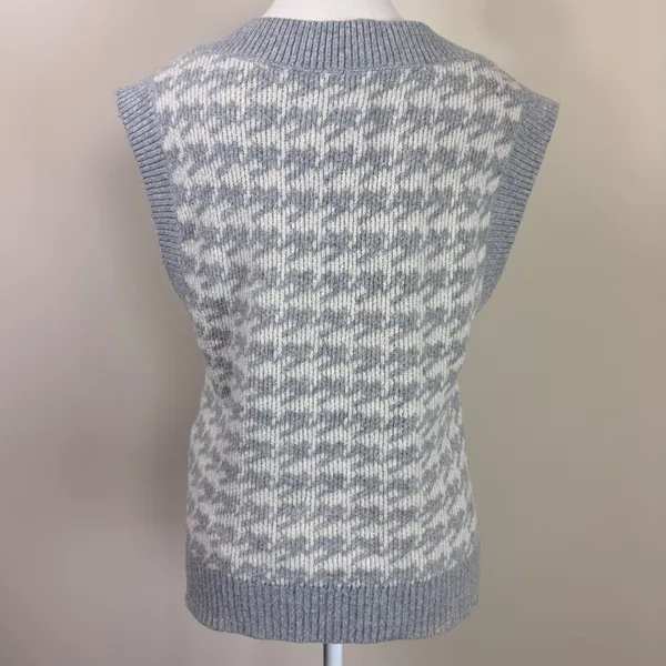 Abercrombie & Fitch Oversized Houndstooth V Neck‎ Sweater Vest Gray White Size S - Image 2