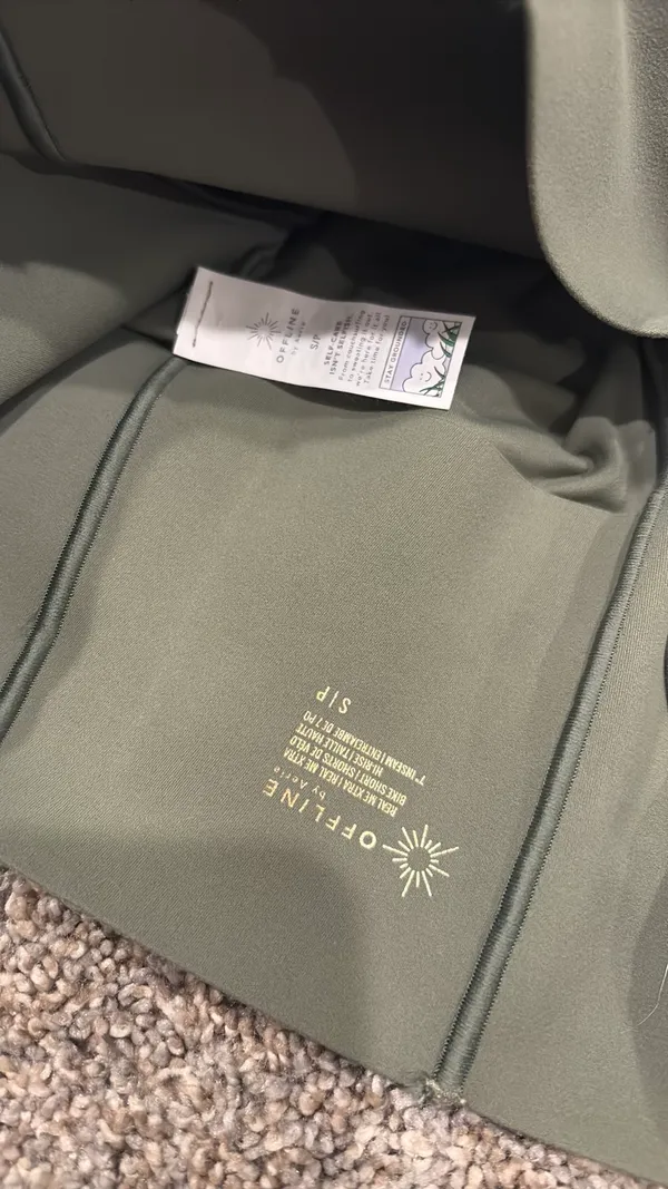 Aerie OFFLINE Green Biker Shorts - Image 2