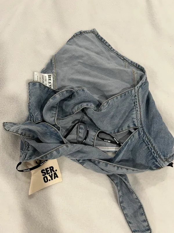Seroya denim top Size S Ties in the back Blue - Image 2