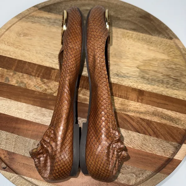 Tory Burch Reva Snake Skin Embossed Ballet Scrunch Flats Logo SZ 8.5 Brown Gold - Image 5