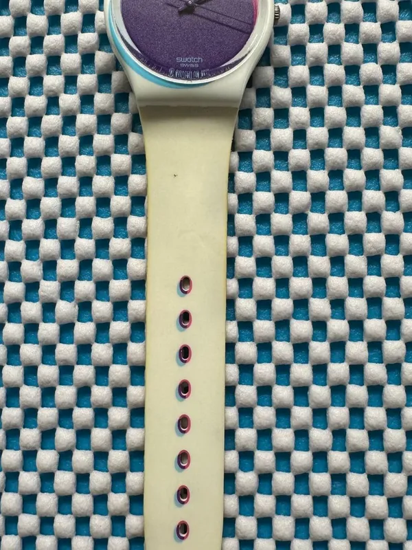 Share Swatch Watch "60 + 1" GZ208 Classic 2009 - Image 3