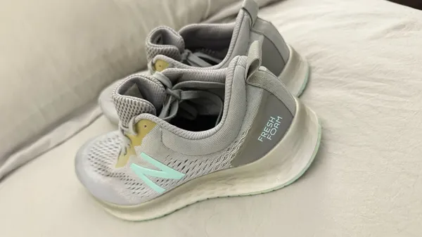 New Balance Fresh Foam Arishi Running Shoes Women's Size 9 - Image 4