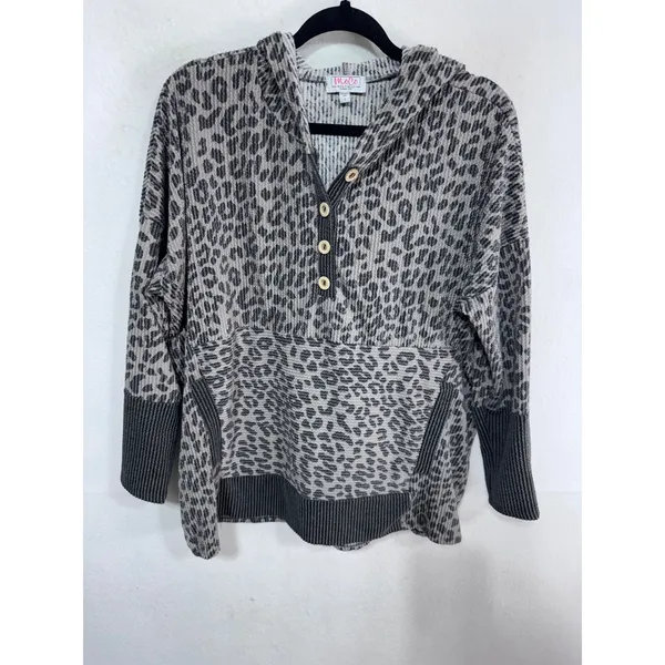 MoCo Boutique Women's S Gray Leopard Hoodie Sweatshirt Button Front Ribbed Trim‎ - Image 4