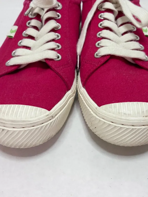 CARIUMA OCA Low Canvas Sneakers - US Women 10 / Men 8.5 - Red - Image 6