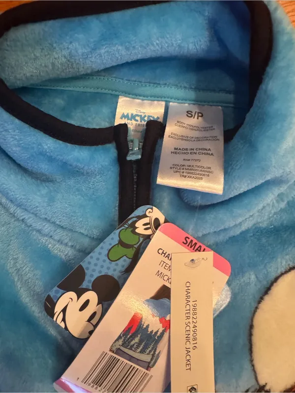 NWT Disney Mickey Mouse & Pluto "Mickey's Lodge" Scenic Fleece Jacket Small - Image 4
