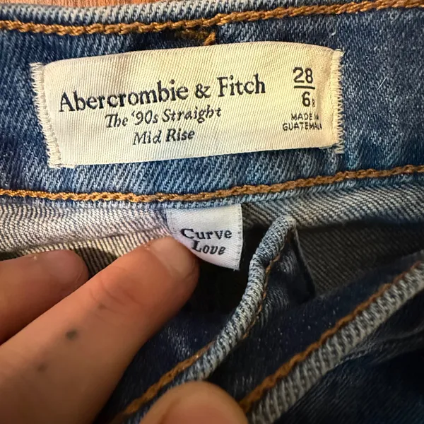 Abercrombie & Fitch Curve Love 90s Straight Mid Rise Jeans 28/6 Blue Distressed - Image 4