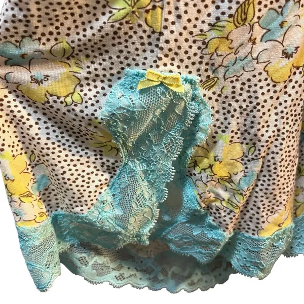 NWT Victoria’s Secret Blue And Yellow Floral Lace Trimmed Romper - Image 7