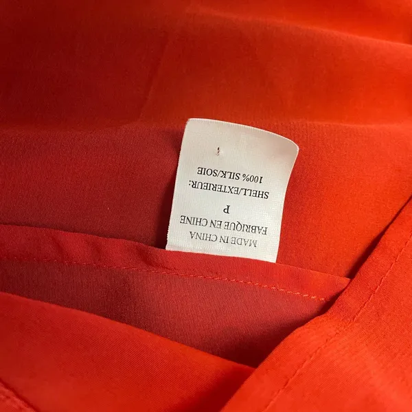 Theory‎ Women’s Red Silk Pleated Scoop neck business casual blouse Size P - Image 7