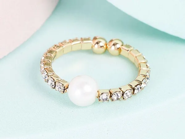 Boutique Rhinestone Pearl Detail Gold Band Stretchy Ring - Image 2
