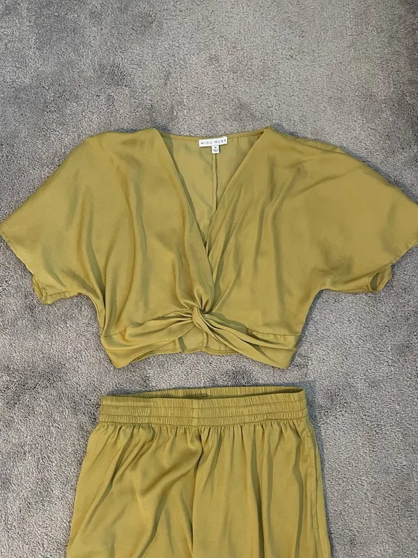 Miou Muse Two Piece Satin Set Yellow Size M - Image 2