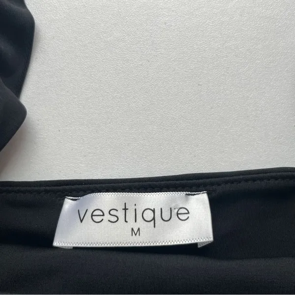 Vestique Black Ruched Strap Bikini Swimsuit Top – Size M - Image 4