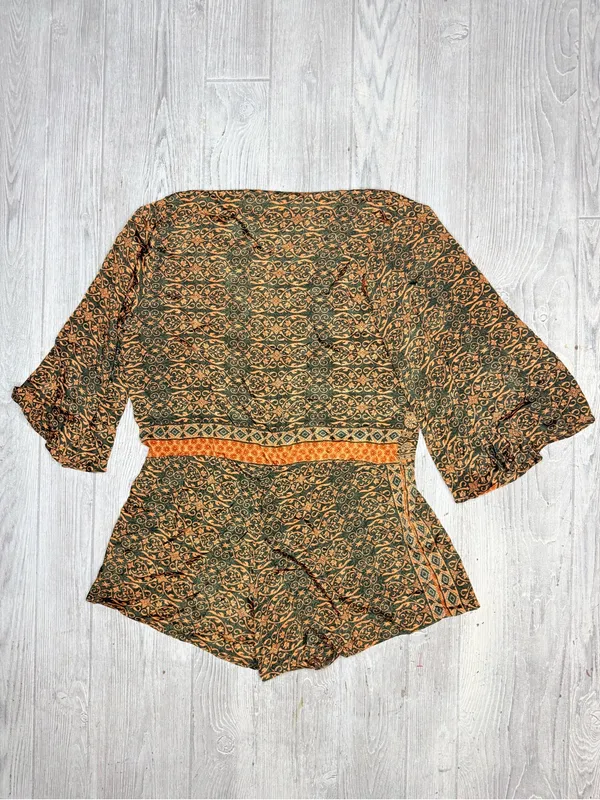 Earthbound neutral short Bell sleeve shorts romper boho small outfit - Image 6