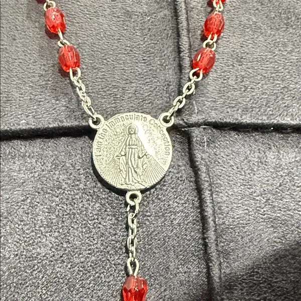 Vtg red rosary Pope John Paul II canonization Jesus Immaculate Conception red - Image 3