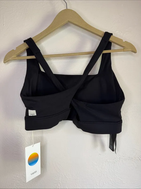 Vuori Daily Form Bra Black Criss Cross Sports Bra NWT Size L - Image 3