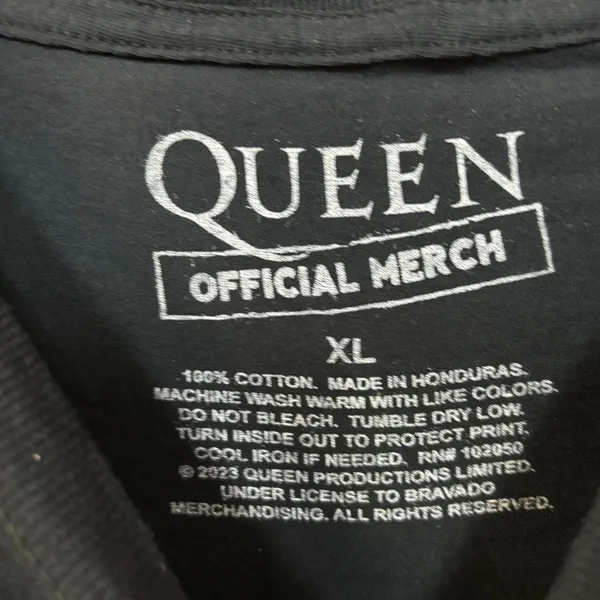 Queen A Day at the Races Album Cover Art Pop Rock Tee XL - Image 4