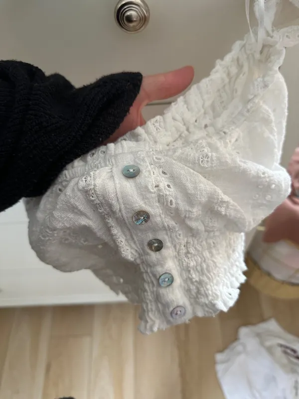 Boutique White crop top lace - Image 2