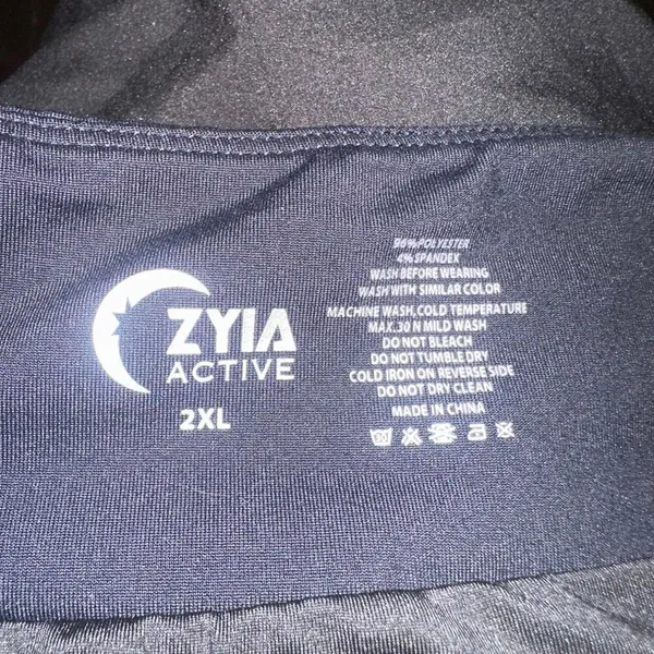 Zyia blue black camo athletic runner workout 2x shorts - Image 3