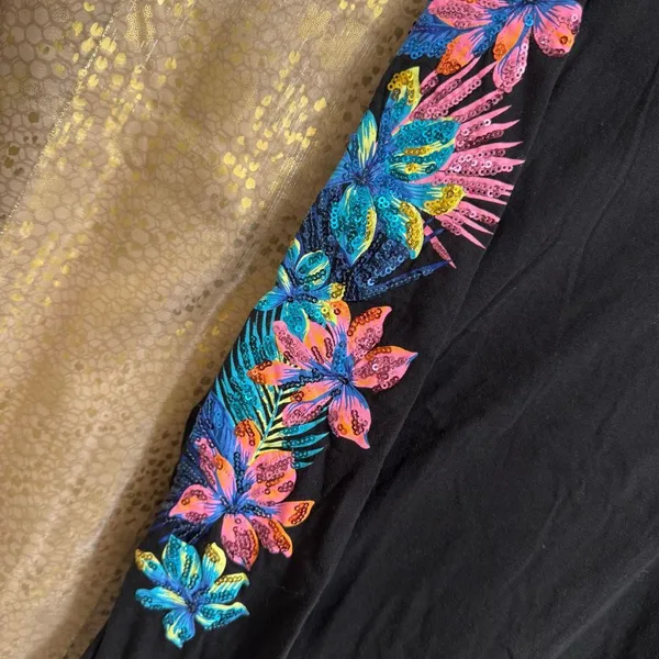 PINK Victorias Secret Black Tropical Floral Sequin Bling Long Sleeve Top Small - Image 4
