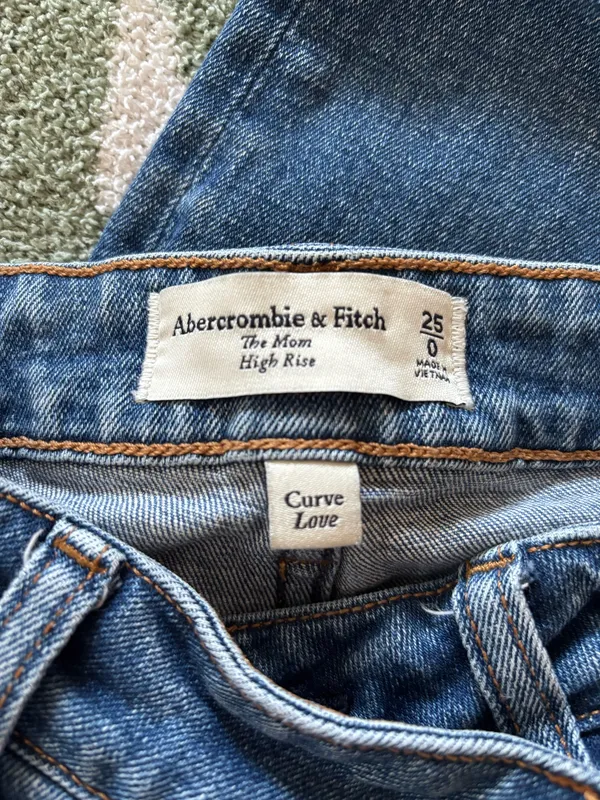 Abercrombie Jeans High-Rise - Image 3