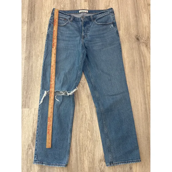 Abercrombie & Fitch The 90s Straight Mid Rise Distressed Jeans Blue 30‎ 10R - Image 5