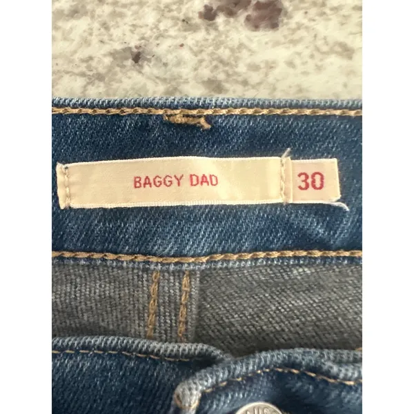 Levi's Premium Baggy Dad Jeans Womens 30x30 Mid Rise Wide Leg Medium Wash - Image 3