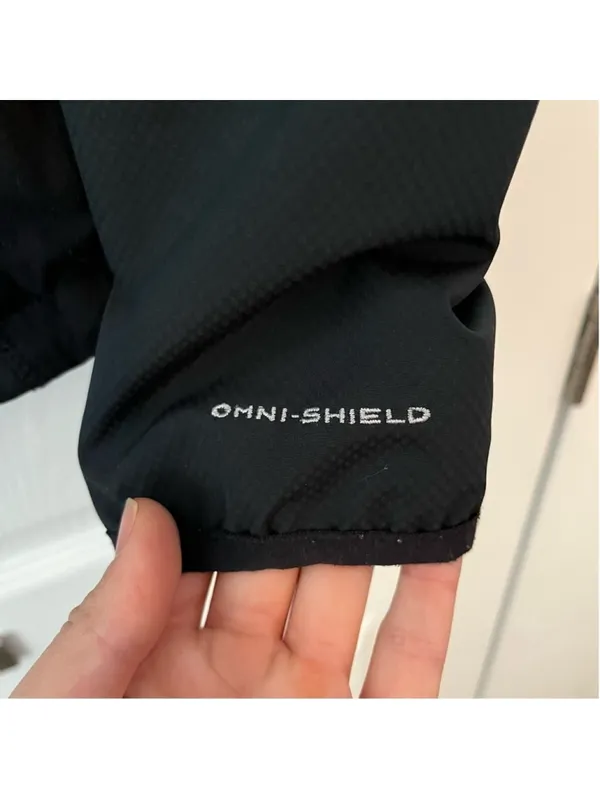 Black Women’s Columbia Omnishield Jacket Size S - Image 9