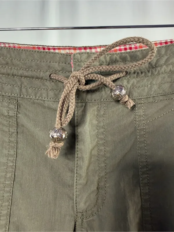 Vintage The North Face Cargo Capris with Drawstring Hiking‎ Pant in Green Size 4 - Image 4