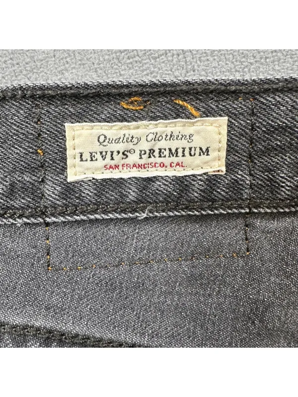Levis 501 Original Black Cut Off Denim Jean Shorts Womens 24 High Rise Raw Hem - Image 11
