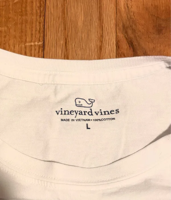 Vineyard Vines Long Sleeve - Image 3