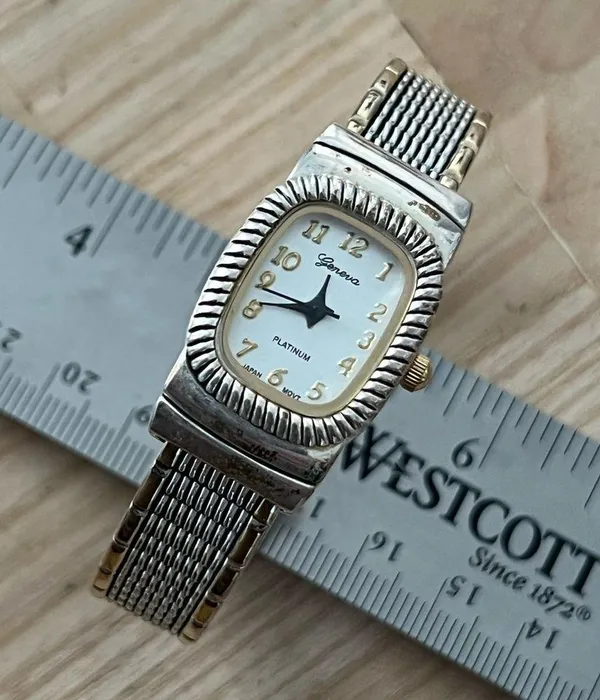 Fashion Watch Geneva Platinum Brand - Image 3
