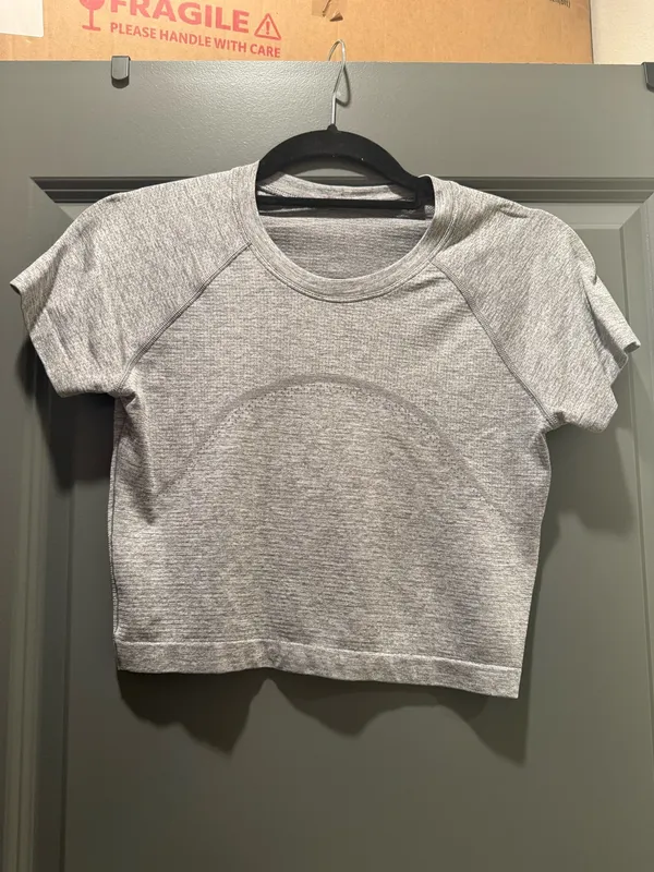 Lululemon Swiftly Tech 2.0 Cropped - Image 2