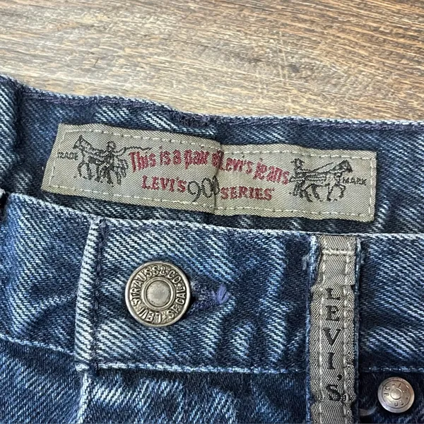 Vintage Levi’s 900 Series Mom Jeans Women's 10 Tapered Dark Blue Denim USA 90s - Image 5