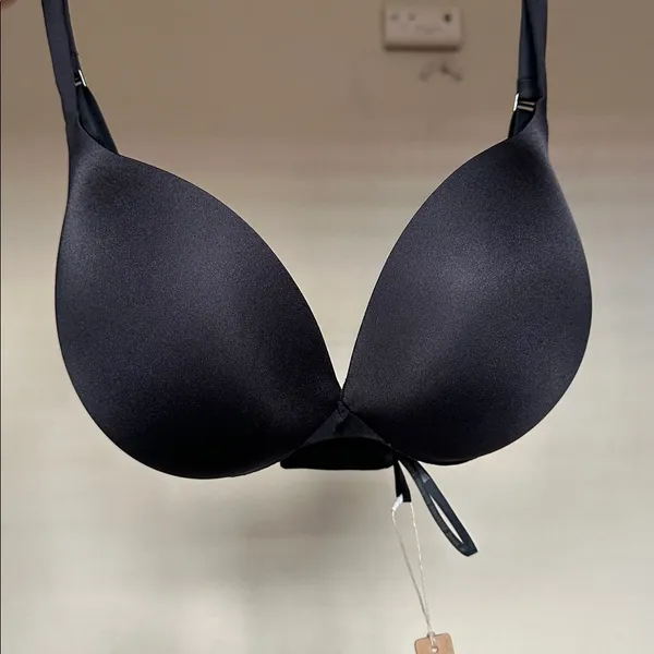 Skims Women’s Ultimate Collection Push-Up Plunge Bra, color onyx ‎ Size:34DD NWT - Image 3