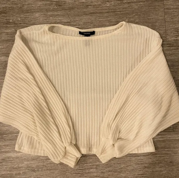 Cropped Sweater - Image 3