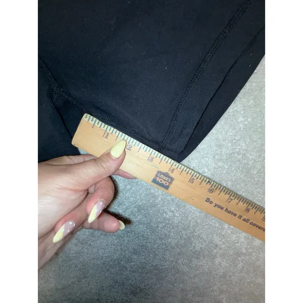 Lululemon Groove shorts 6 purple waist band - Image 6