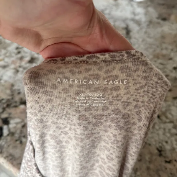 American eagle leopard top - Image 5
