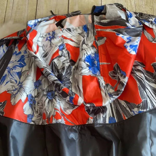 Nike Floral Sportswear Windrunner Black/Red Funnel Neck Jacket NWOT - Image 15