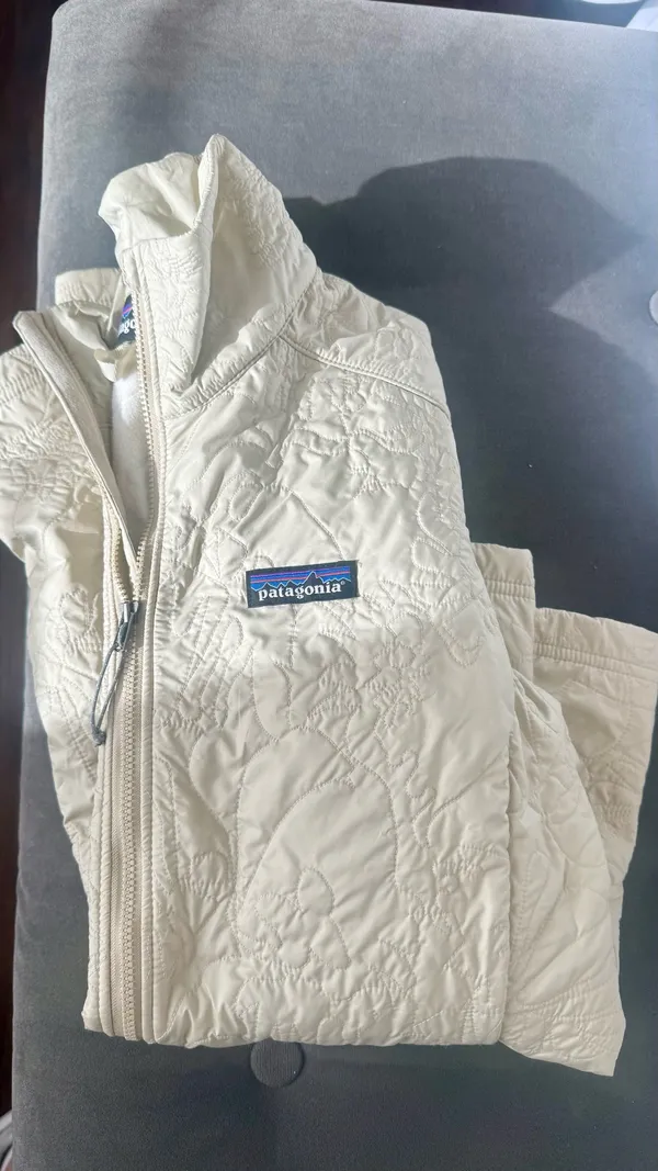 Patagonia Jacket Women’s Small - Image 2