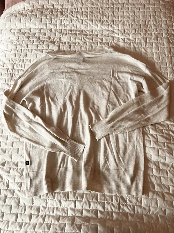 V-Neck Ribbed Top Size XS - Image 2