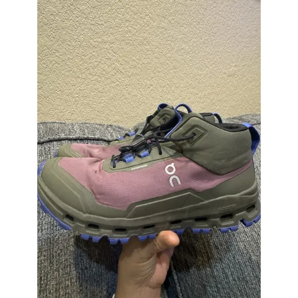 On Cloudhero Mid Waterproof Unisex Shoes Olive/Cherry Youth‎ 4 Women's 5.5 - Image 4
